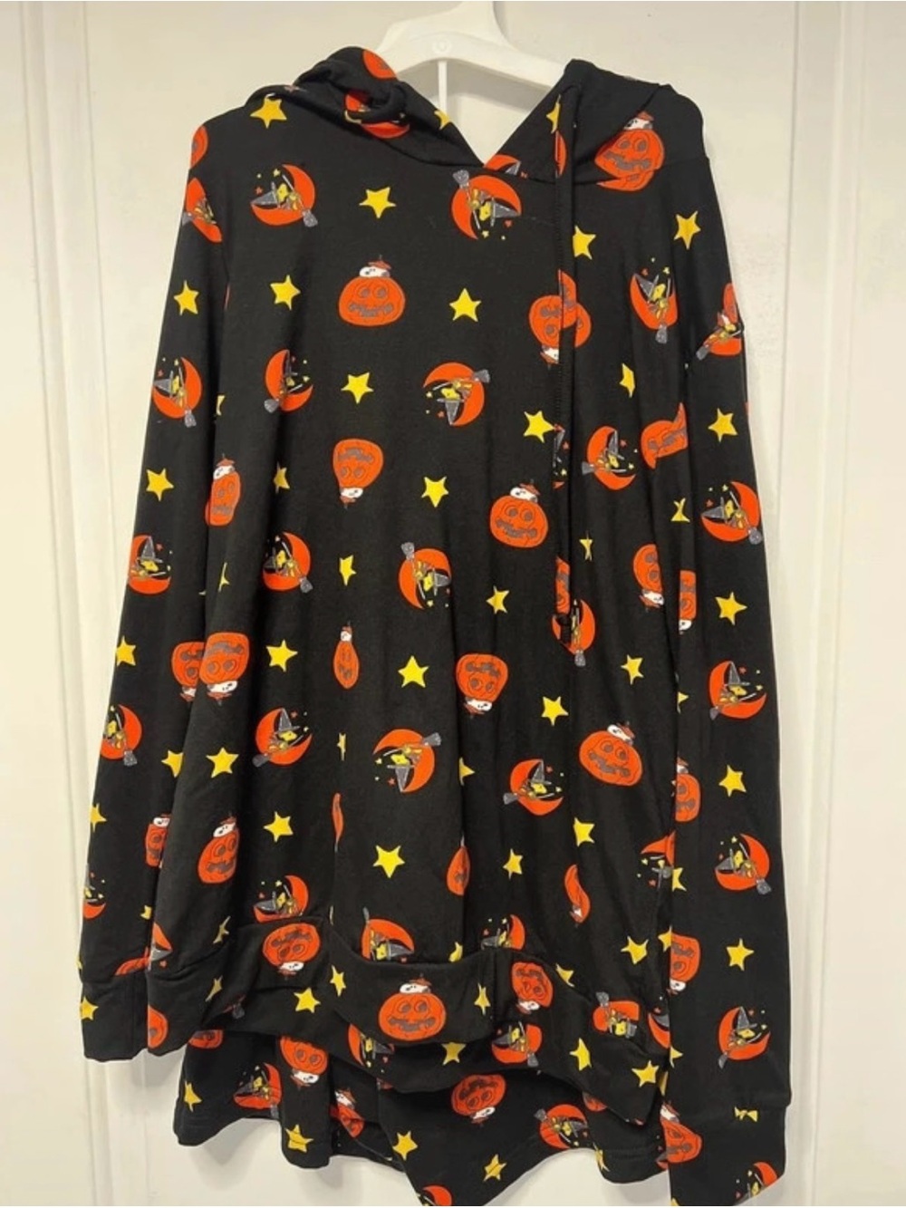 Peanuts Halloween Hoodie/Shorts PJ set with Orange Pumpkin & Yellow Star print